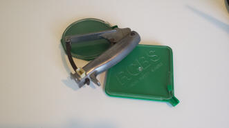 RCBS Hand Priming Tool Inserimento Innesco